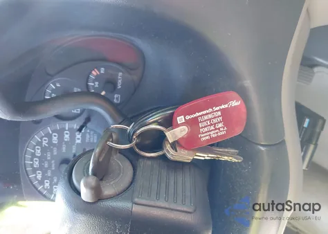 2000 GMC Savana Standard from USA, damaged, VIN 1GJGG29R0Y1207235